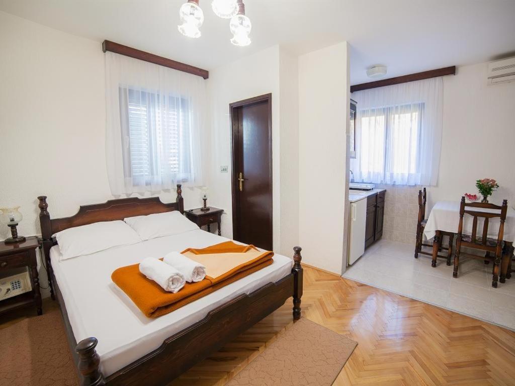 Guest House 4M Petrovac Room photo